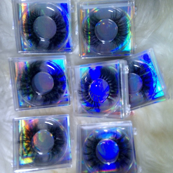 Mink Eyelashes - Picture 1 of 2